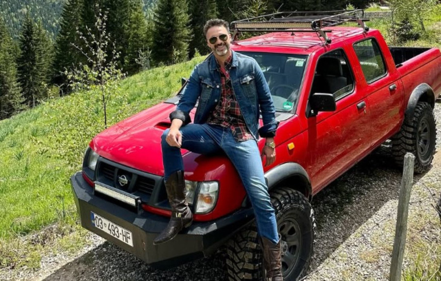 "Imala je temperaturu 40, doživela je fras!" Bivši rijaliti učesnik prošao agoniju nakon što je vakcinisao ćerku