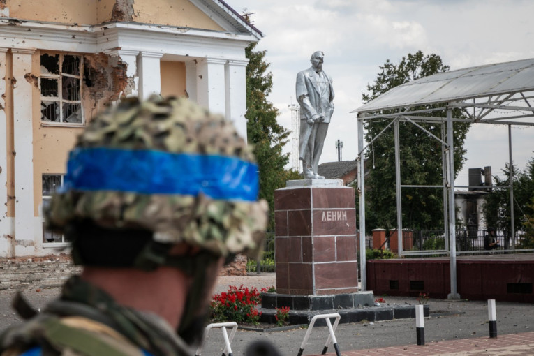 Panika na granici! Hiljade evakuisanih iz Kurske oblasti – Ukrajinska vojska napada bez milosti!