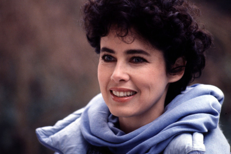 Preminula čuvena glumica i supermodel: Pronađena je mrtva u spavaćoj sobi