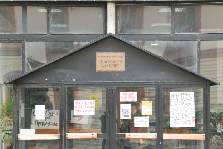 Užas na Filozofskom fakultetu u Beogradu: Organizator blokade pokušao samoubistvo, njegovo zdravstveno stanje još uvek neizvesno