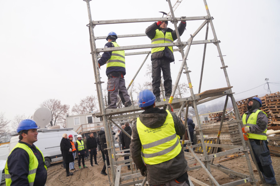 Vučić obišao radove na izgradnji bolnice Tiršova 2: Ovo je neverovatan napredak, očekujem da će biti završena do maja ili juna 2027. (VIDEO)