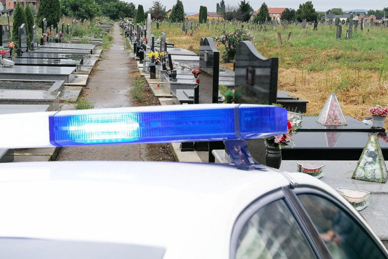 Užas na Zvezdari: Upao u salon i pretio bivšoj devojci da će ubiti nju i dete