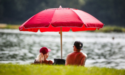 Danas sunčano i toplo! Biće i kiše u ovim delovima Srbije