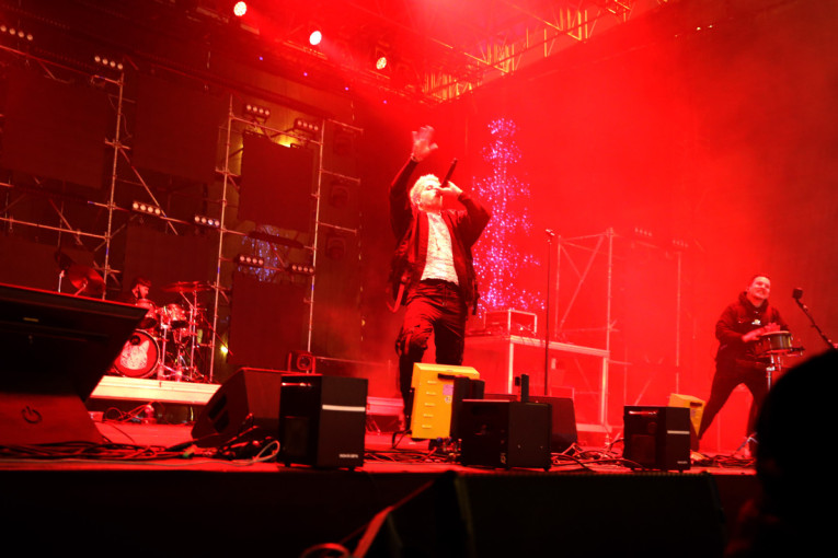 Kako se slavila Nova godina u regionu? U Hrvatskoj uz Josipu Lisac i Bejbi Lazanju, u BiH spektakularan doček