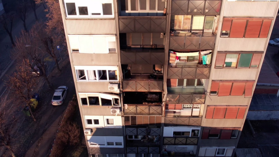 Besana noć iza Čačana, stanari se sada polako vraćaju u svoje domove: Policija radi uviđaj na mestu ogromnog požara