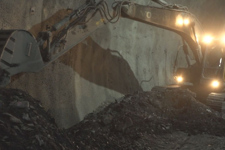 Kapituliralo i Munjino brdo, probijena i leva tunelska cev: Radovi na deonici od Pakovraća do Požege ušli u finalnu fazu (FOTO)