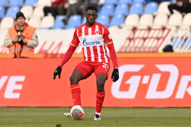 Naser Điga je na ceni: Tri kluba iz Premijer lige žele štopera Crvene zvezde!