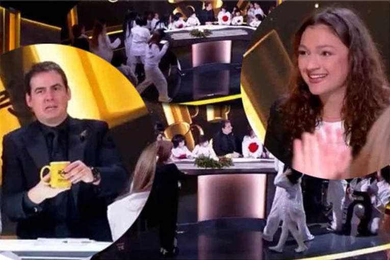 Hoće li nadležni reagovati?! Kesić doveo decu da skandiraju antisrpkinji Mili Pajić koja ih uči da treba da ruše državu! (VIDEO)