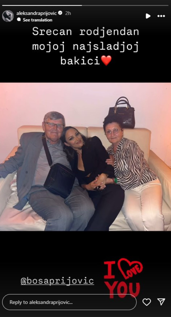 Slavlje u porodici Prijović! Aleksandra objavila dirljivu fotografiju sa bakom i dekom: Mojoj najslađoj! (FOTO)