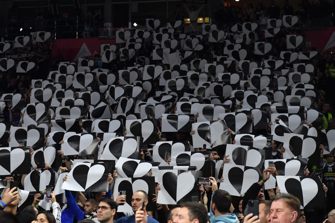 Partizan srušio sve rekorde! Predivni klip iz Arene "oborio internet", ubedljivo najgledaniji na evroliginom profilu (FOTO/VIDEO)