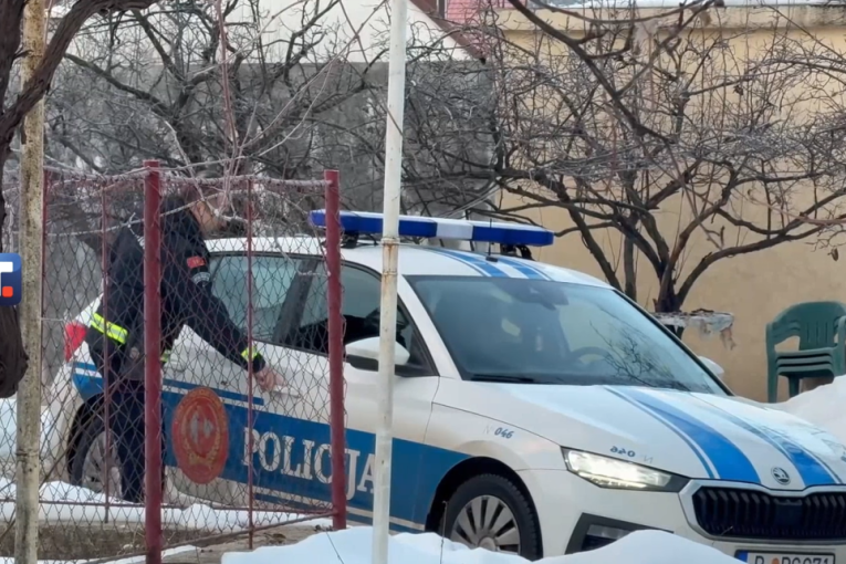 "Ubio sam 15 ljudi, sad ste vi na redu" Aco Martinović posle masakra došao sestri na vrata, pucao joj u glavu pred četvoro dece!