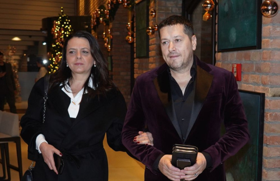 Haris Džinović proslavlja Bajram u vili na Senjaku: Došla i devojka pevačevog sina Kana!