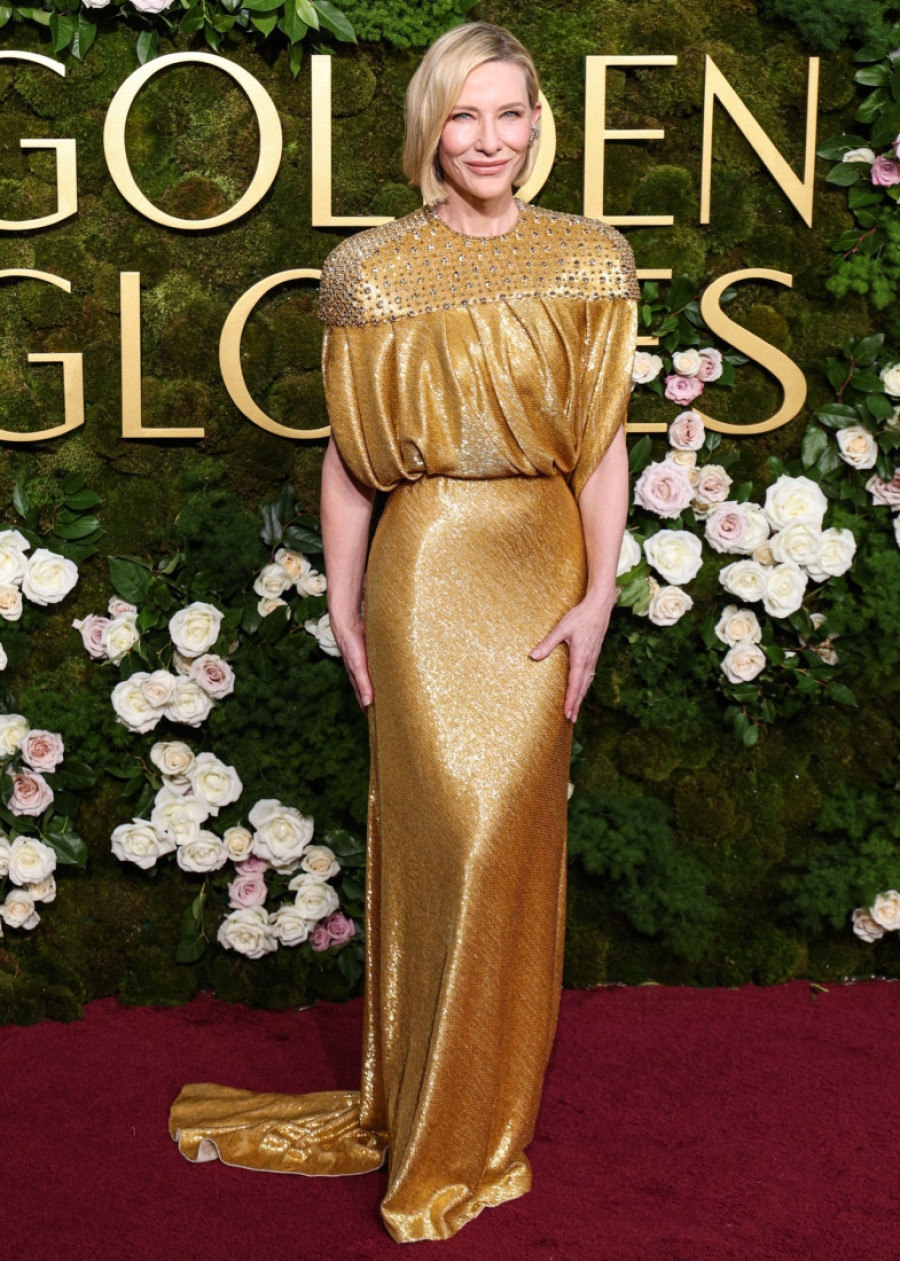 Nema crvenog tepiha bez modnih promašaja: Ove zvezde bi trebalo da se konsultuju sa stilistom ili pak nađu novog - pre sledeće dodele (FOTO)