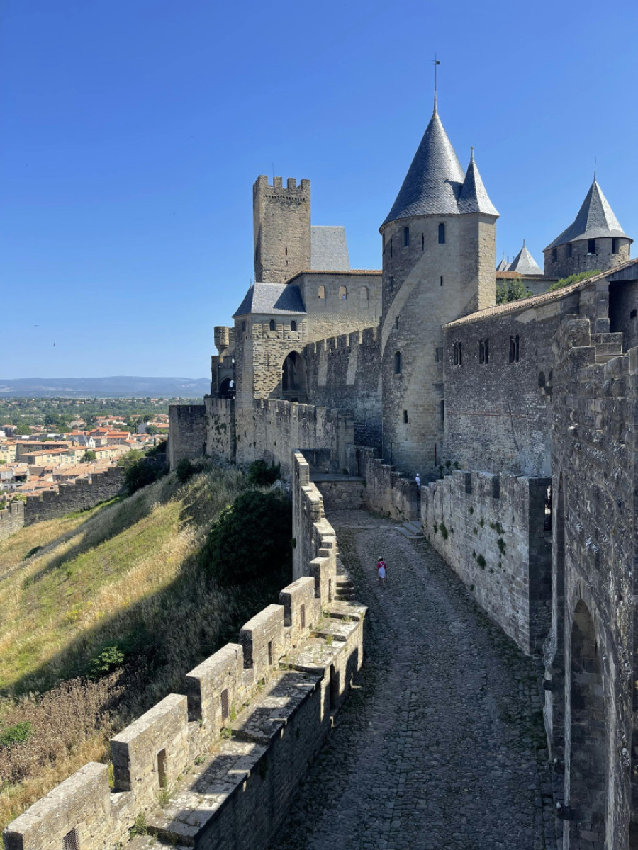 Jedna od najlepših, ali neopravdano zapostavljenih destinacija: Otkrijte Karkason - skriveni dragulj Francuske koji morate posetiti (VIDEO)