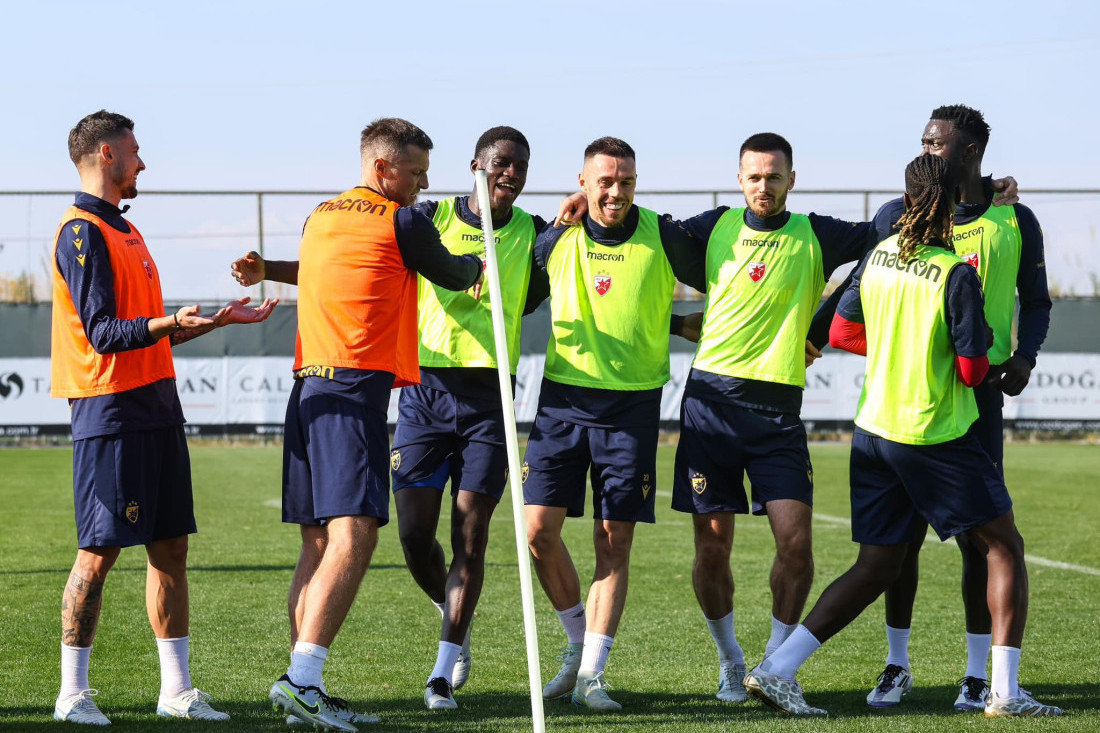 Zvezda obavila poslednji trening pred prve mečeve u 2025. godini: Znaju se svi protivnici u Antaliji
