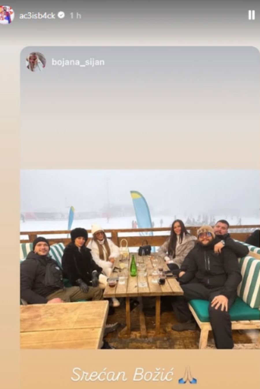 Ražnatovići i Šijani zajedno slave Božić! Sestre Rodić sa sinovima, a na stolu prase (FOTO)