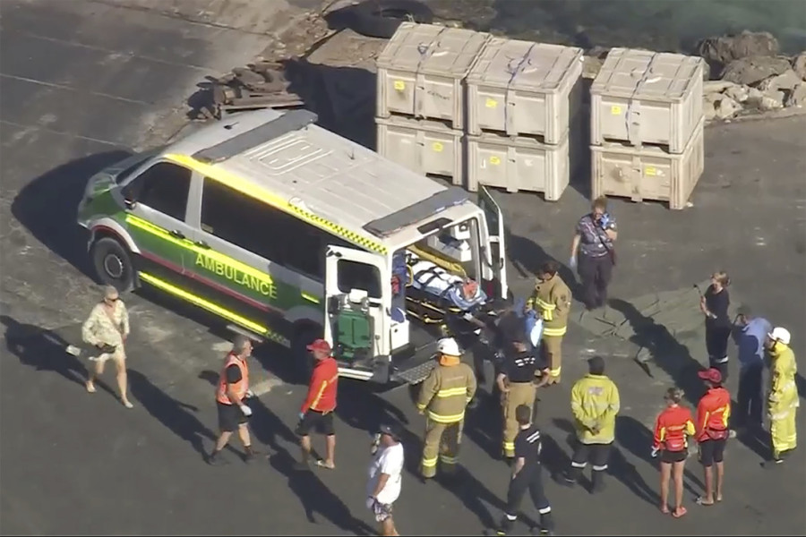 Srušio se mali avion u Australiji: Poginulo troje ljudi! (FOTO)