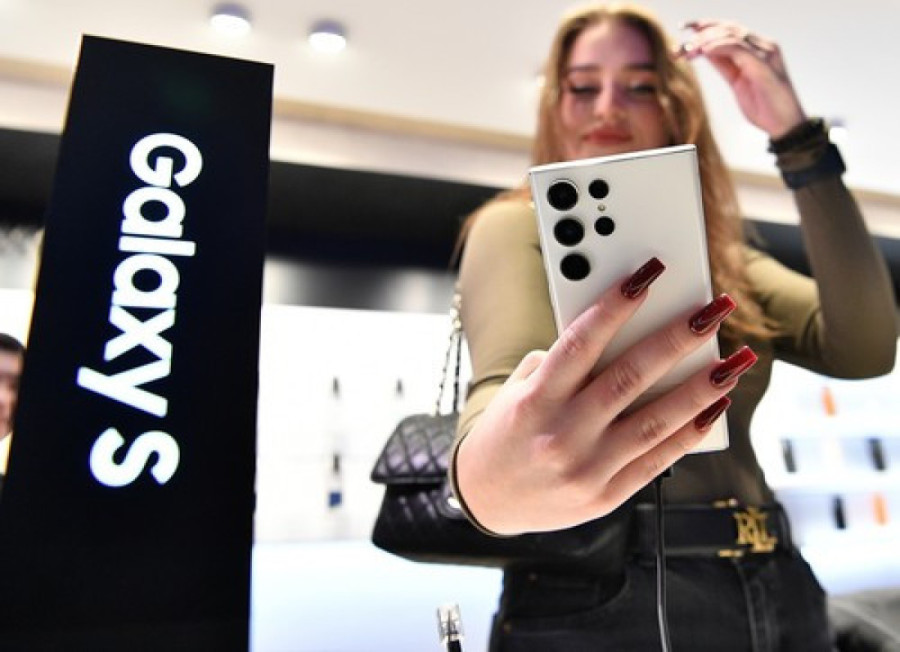 Revolucionarni spoj AI tehnologije i mobilnog telefona: Potvrđen datum premijere dugoočekivanog Samsung Galaxy S25