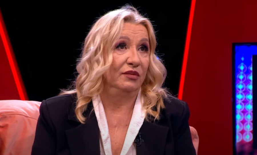 Tigar podelio prvu fotku sa Jovanom Jeremić: Voditeljka drži ruku na njegovom ramenu!