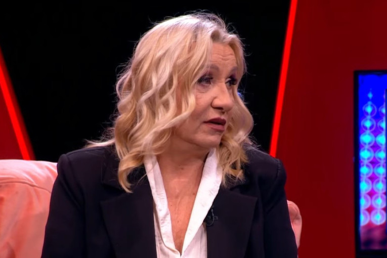 "Ja sam bila malo bolja pevačica!" Vesna Zmijanac o sukobu sa Lepom Brenom: Ne smemo da zaboravimo!