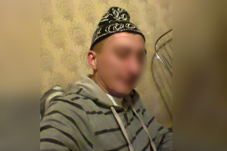 Užas na Banjici! Kolima pokosio prodavce, dvoje zarobljeno pod vozilom (VIDEO)