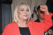 Vesna Zmijanac otkrila da li je stvarno bila zaljubljena u ovog poznatog kolegu: Mrežama kruži njihova fotografija (FOTO)