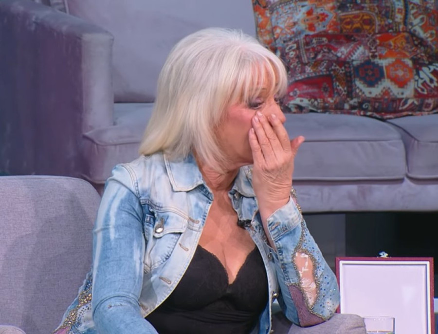 "Oni leže u kapelama, a mi pevamo": Teška ispovest Vere Matović, ovo ju je dotuklo