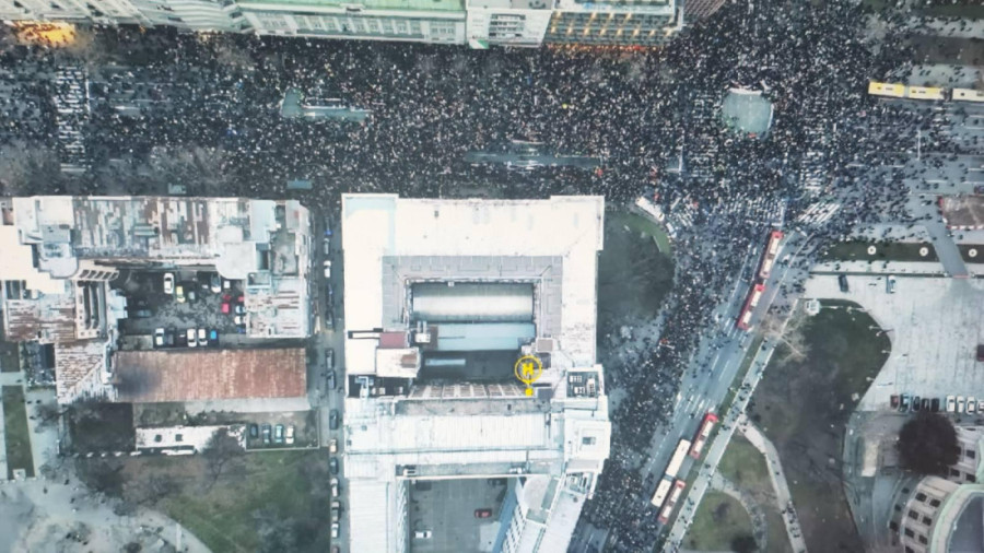 Gugl ne laže! Na protestu kojI organizuju studenti zajedno sa opozicijom  svega 12.000 ljudi! (FOTO)