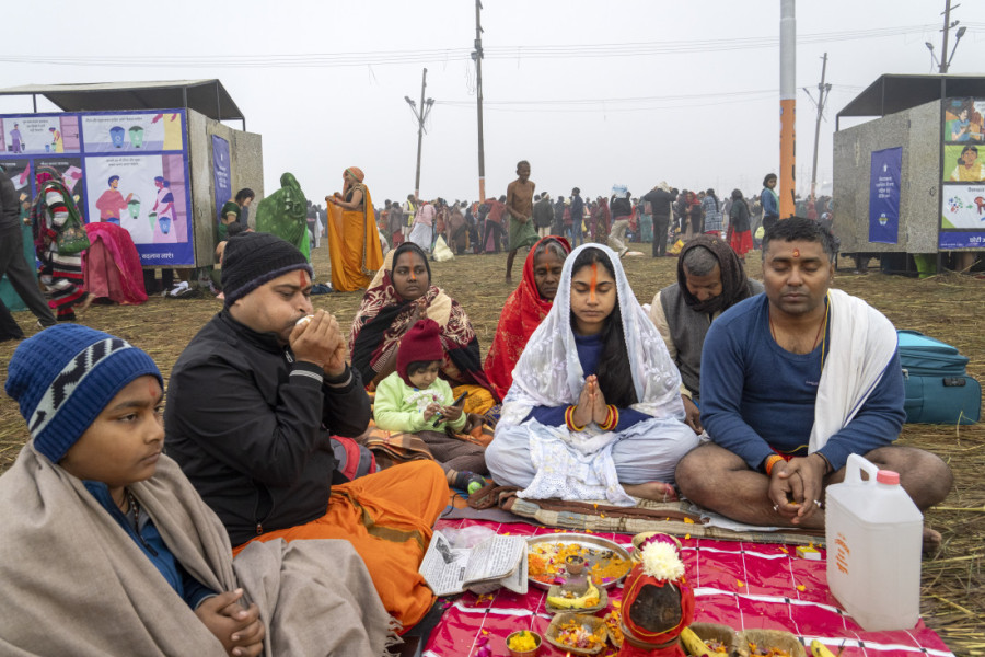 Počeo najveći festival u Indiji: Desetine miliona vernika ulaze u svete vode ne bi li dobile oproštaj za grehe (FOTO/VIDEO)