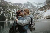 Ljubav i psihologija: Ovaj fenomen otkriva kako nas partnerski odnosi oblikuju kroz vreme