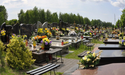 Danas je Pobusani ponedeljak: Obavezno izađite na groblje i uradite ove tri stvari