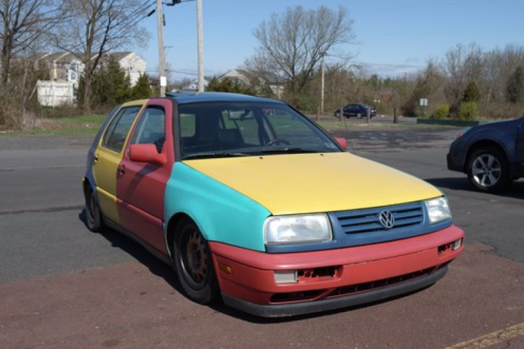 Automobili u jednoj boji najbolje prolaze na tržištu polovnjaka: Doneće vam mnogo novca u budućnosti