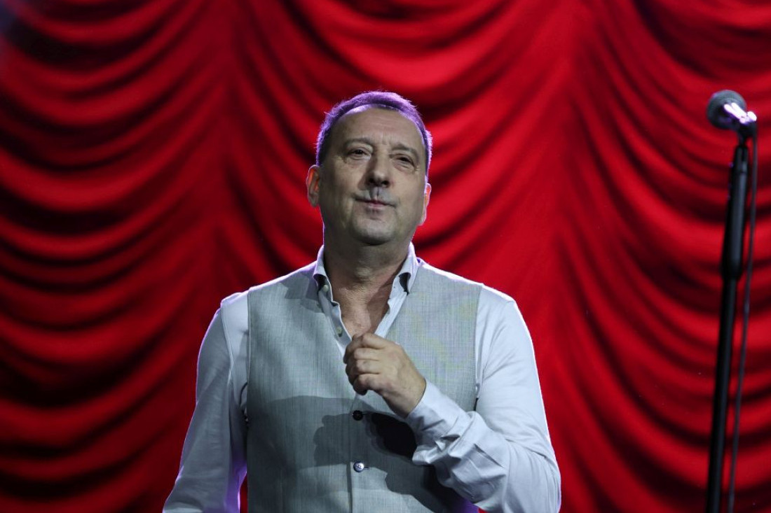 Veliki hit Emine Jahović nastao u kafiću za pola sata: "Da l’ ona zna" umalo završila kod druge pevačice!