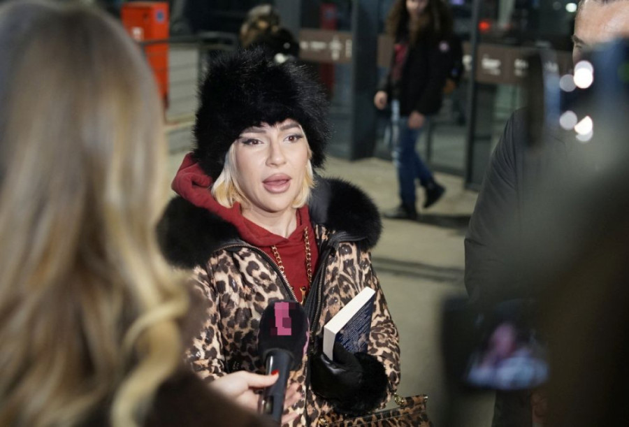 Nekada devojka iz publike, a danas voditeljka: Ovako je Jovana Jeremić izgledala (FOTO)