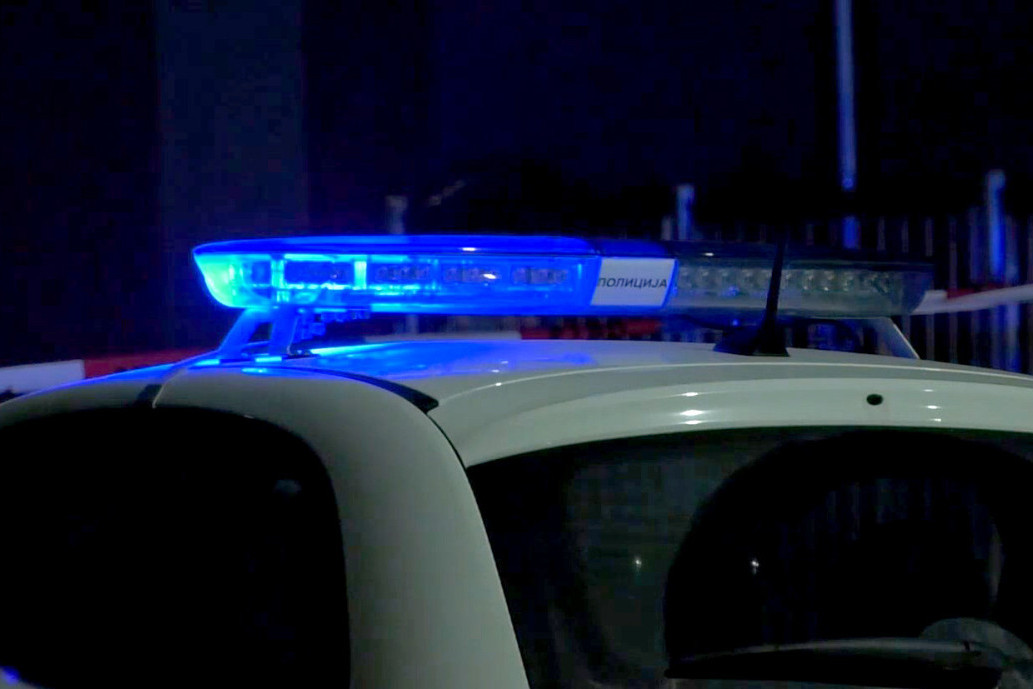 Nova hapšenja zbog krađe iz MUP-a u Doljevcu: Krijumčarka oružja napala policiju, nađena i droga (FOTO)