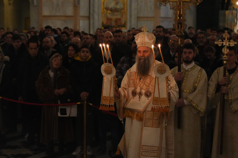 Patrijarh Porfirije na liturgiji u Hramu Svetog Save: Budite pravedniji i bolji