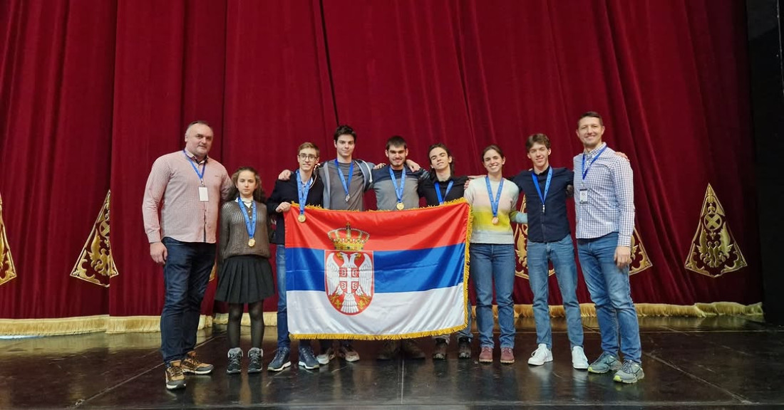 Oni nas uvek oduševe: Đaci matematičke gimnazije nam opet osvetlali obraz! Osvojili 7 medalja u Astani