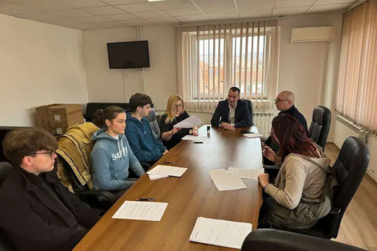 Za najbolje studente 100.000 dinara: Jedna opština u Srbiji nagradila najvrednije