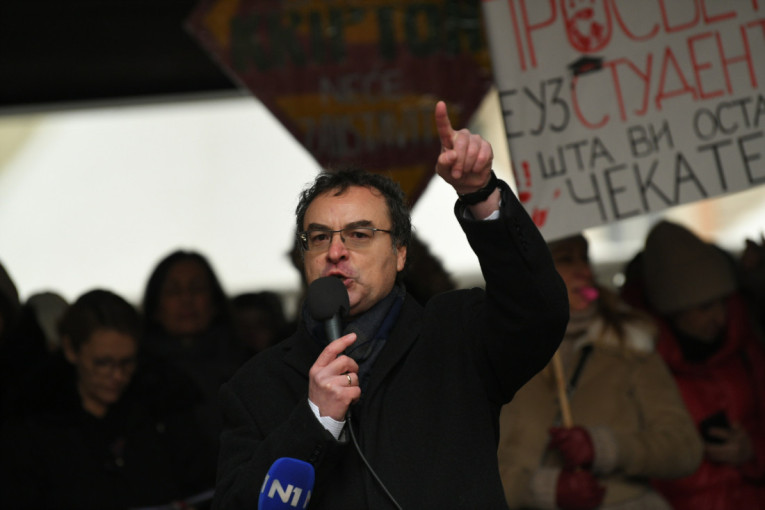 Đilas i Bakić u otvorenom ratu: Nastavlja se opšta svađa u blokaderskim redovima! (VIDEO)