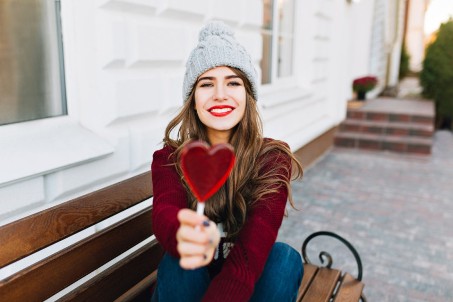 Lepe, snažne i odvažne: Žene u ova tri horoskopska znaka cvetaju u pedesetima, postaju najbolja verzija sebe