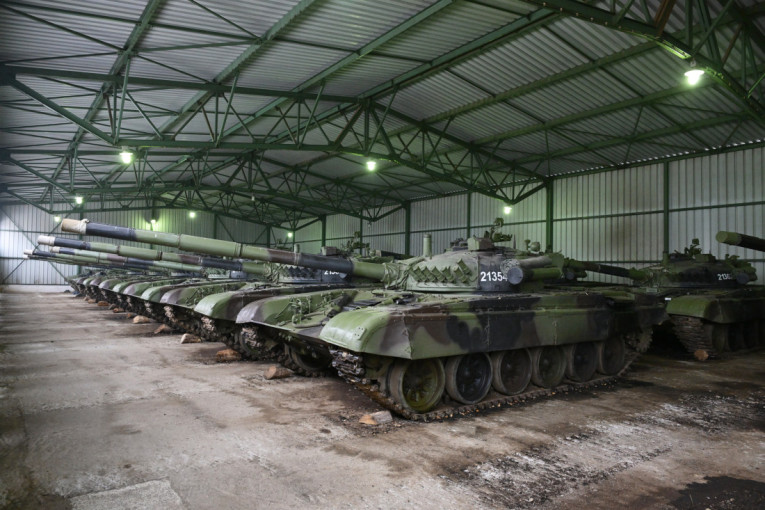 Srpski tenkista opisao kakav je osećaj kad uđe u borbenu mašinu: Ogromna vatrena moć u mojim je rukama! (FOTO/VIDEO)