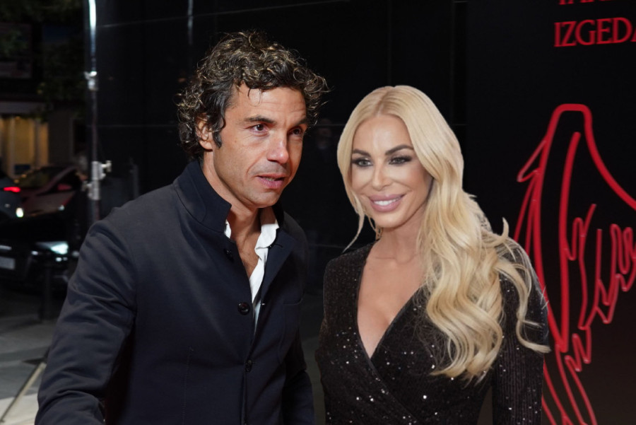 Ludilo! Sem Asgari se skinuo do gole kože: Kakvo telo ima bivši Britni Spirs! (FOTO)