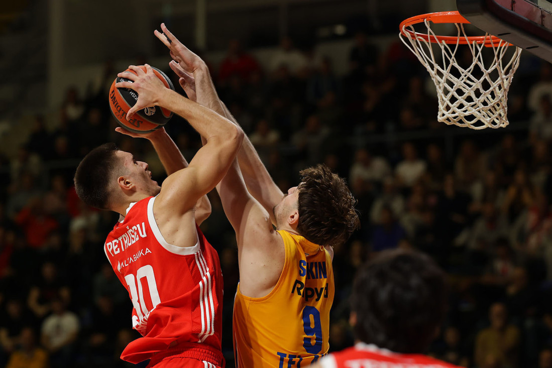 Zvezda bez šanse protiv Makabija! Težak poraz pred evroligaški derbi u crno-beloj Areni! (FOTO/VIDEO)