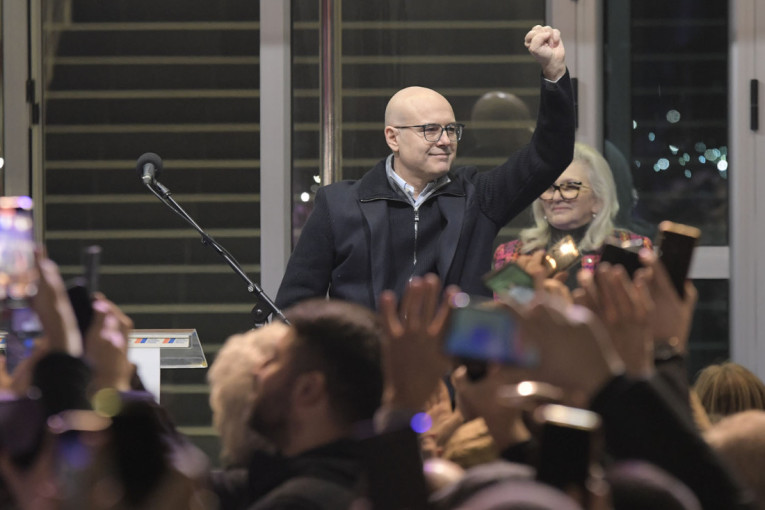 Đurić i Gojković poručili iz Futoga: Preokrenuli smo Novi Sad, borba se nastavlja!