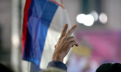Srbija će videti najveću trobojku 27. juna: Na izradi zastave radilo više desetina ljudi, biće teška jednu tonu