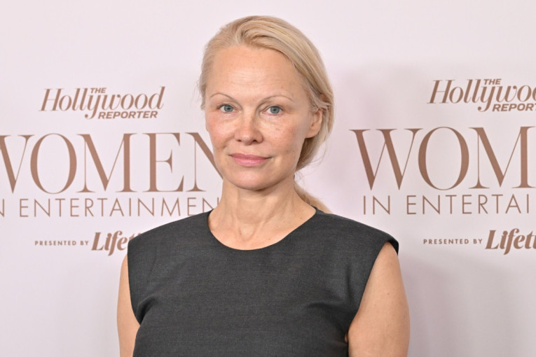 Film koji je umalo uništio karijeru Pamele Anderson: Jednu stvar nije uradila i tu grešku skupo platila (FOTO/VIDEO)