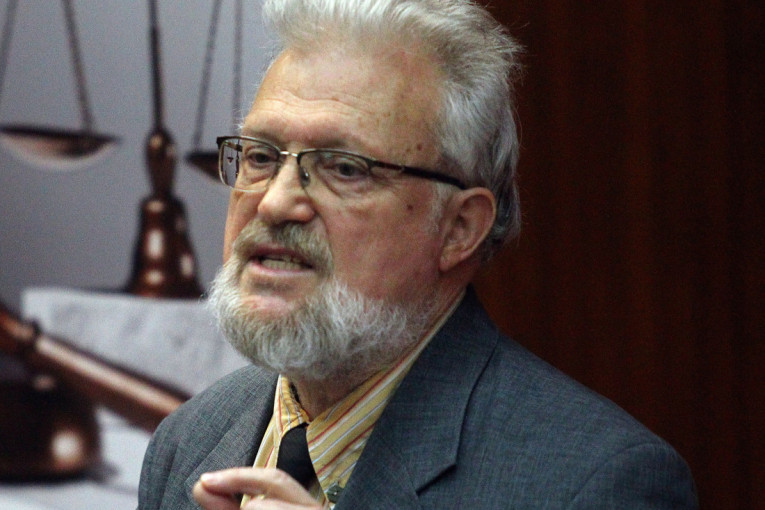 “Oni koji ulaze u Maticu srpsku da ostave strasti koje ne streme izmirenju” Stanić osudio sramni prekid Svetosavske besede!