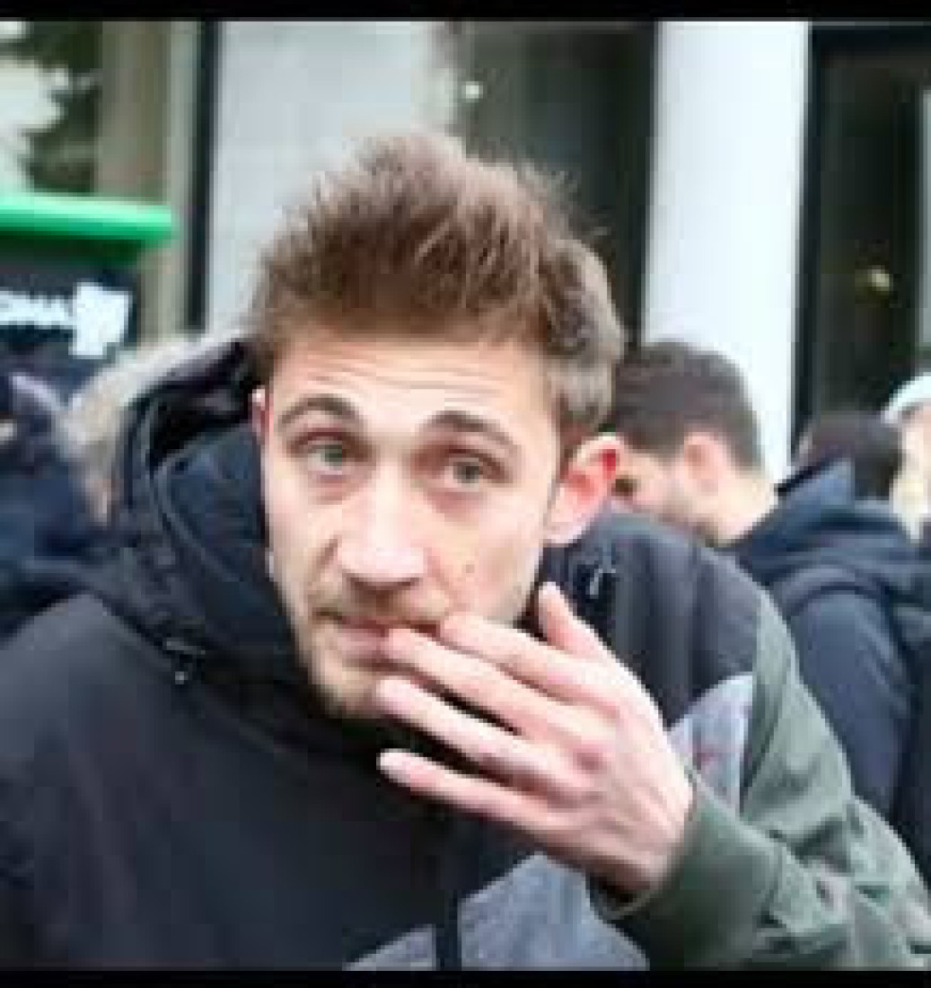 Dejan Bagarić poziva narod u Hrvatsku! Gruhonjićev pulen  se baškari u Lijepoj njihovoj (VIDEO)