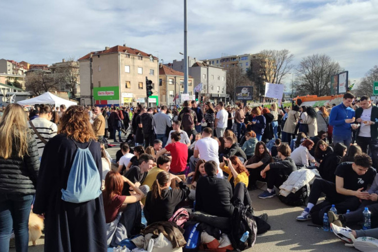 "I najgora vlast je bolja od one izabrane na ulici" Šukalo o studentskim protestima: Tako se ne stvara sistem, tako se pravi anarhija