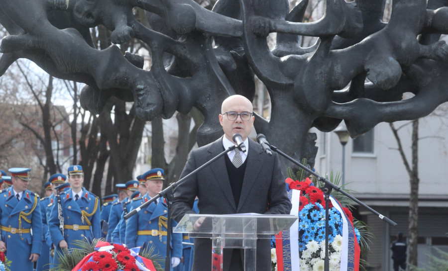 Jedna od najvećih tragedija koje je čovečanstvo iskusilo! Vučević položio venac povodom Međunarodnog dana sećanja na žrtve Holokausta